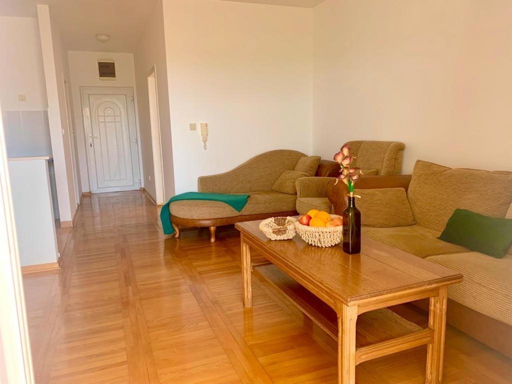 Montemore- Przno Apartament Budva